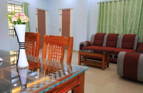Kumily Hotel | 1500 m² Hotel ∙ 3 bedrooms ∙ 9 guests
