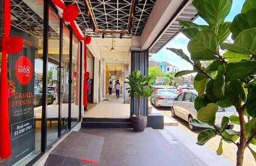 Subang Jaya Hotel | 16 m² Hotel ∙ 127 guests