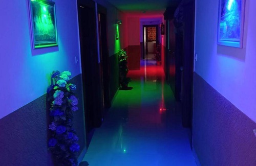 Ahmedabad Hotel | 160 m² Hotel ∙ 2 guests
