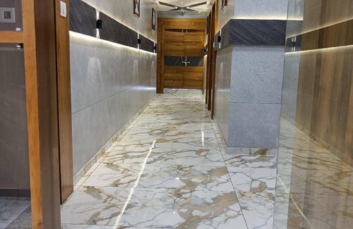 Vallabh Vidhyanagar Hotel | 160 m² Hotel ∙ 4 guests