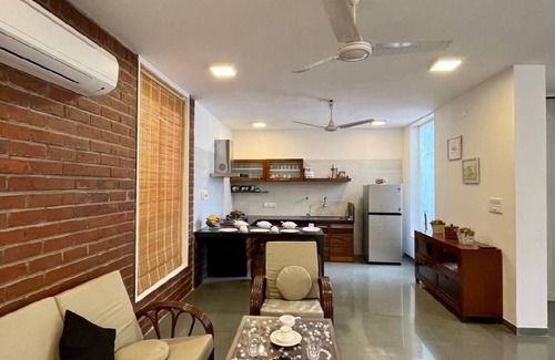 Ambav Villa | 1600 m² Villa ∙ 3 bedrooms ∙ 15 guests
