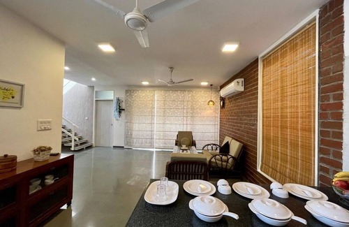 Ambav Villa | 1600 m² Villa ∙ 3 bedrooms ∙ 15 guests
