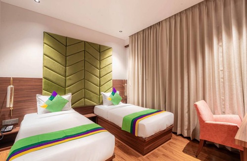 Thane West Hotel | 17 m² Hotel ∙ 4 guests