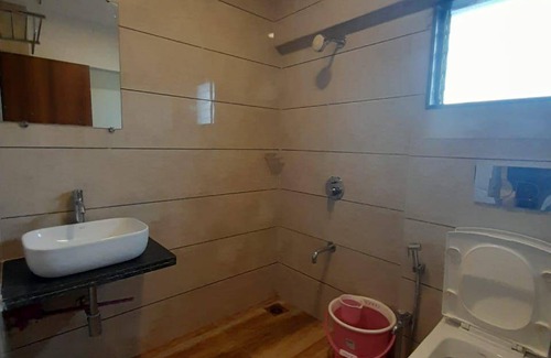 Thane West Hotel | 17 m² Hotel ∙ 2 guests