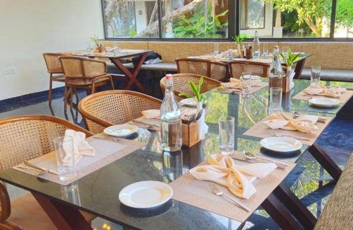 Kodungallur Hotel | 18 m² Hotel ∙ 2 guests