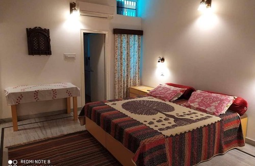 Civil Lines Apartment | 180 m² Apartment ∙ 2 bedrooms ∙ 8 guests