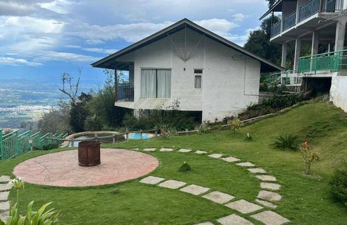 Chinnakanal Hotel | 180 m² Hotel ∙ 5 guests