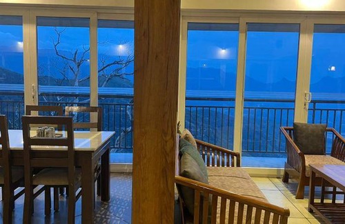 Chinnakanal Hotel | 180 m² Hotel ∙ 5 guests