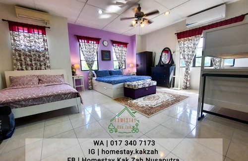 Seri Kembangan House | 186 m² House ∙ 3 bedrooms ∙ 14 guests