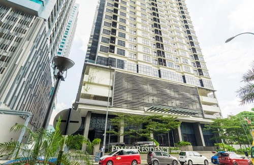 Kuala Lumpur City Centre Apartment | 188 Luxury Suites by Plush