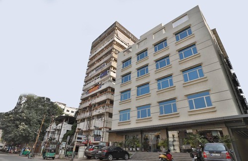 Sayajiganj Hotel | 19 m² Hotel ∙ 4 guests