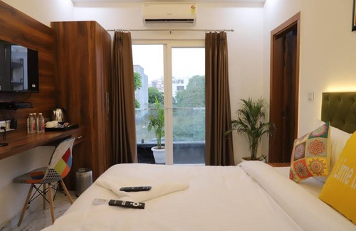 Greater Noida Hotel | 20 m² Hotel ∙ 3 guests