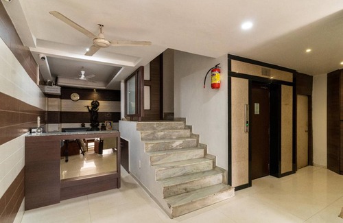 Maninagar Hotel | 210 m² Hotel ∙ 3 guests