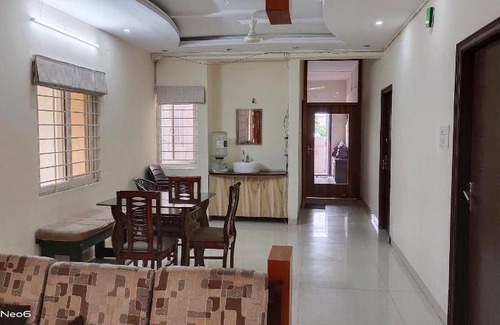 HITEC City Apartment | 214 m² Apartment ∙ 3 bedrooms ∙ 8 guests