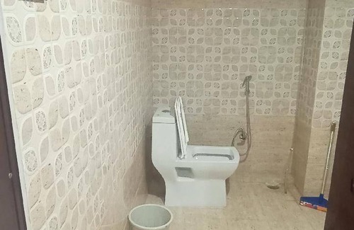 Raebareli Apartment | 218 m² Apartment ∙ 11 bedrooms ∙ 14 guests