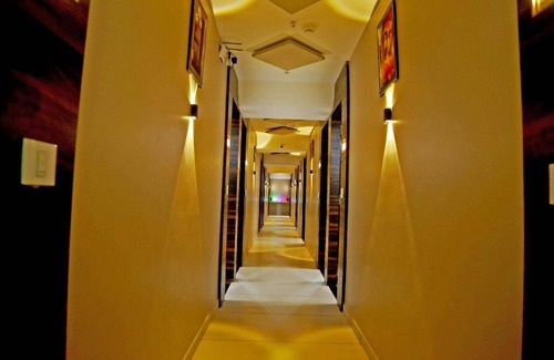 Bopal Hotel | 22 m² Hotel ∙ 2 guests