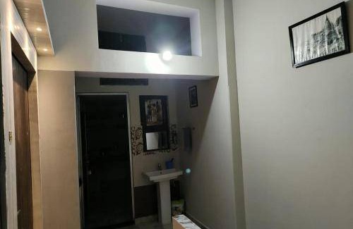 Mahmoorganj Hotel | 22 m² Hotel ∙ 5 guests