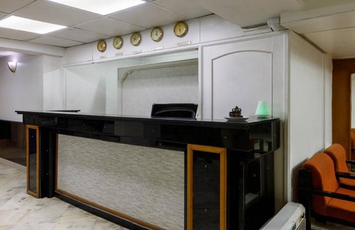 Navrangpura Hotel | 220 m² Hotel ∙ 5 guests
