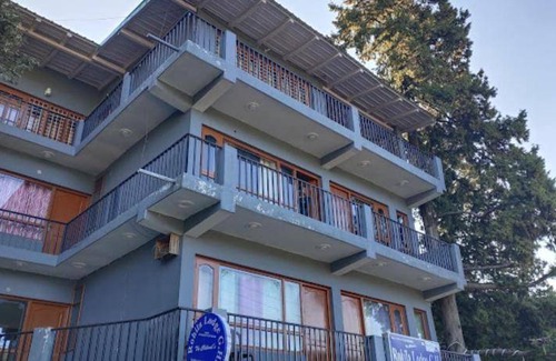 Nainital Hotel | 220 m² Hotel ∙ 7 guests