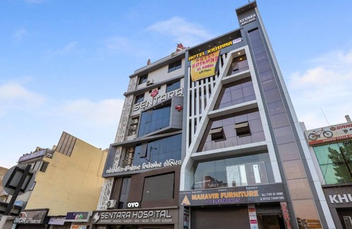 Chandkheda Hotel | 220 m² Hotel ∙ 2 guests