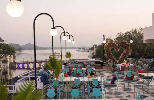 Lake Swaroop Sagar Hotel | 23 m² Hotel ∙ 3 guests