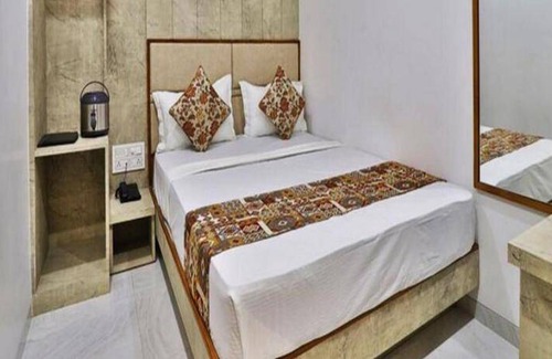 Surat Hotel | 23 m² Hotel ∙ 2 guests