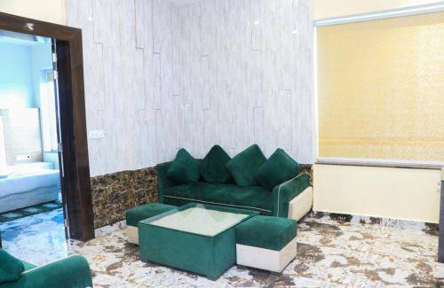 Varanasi Hotel | 25 m² Hotel ∙ 3 guests