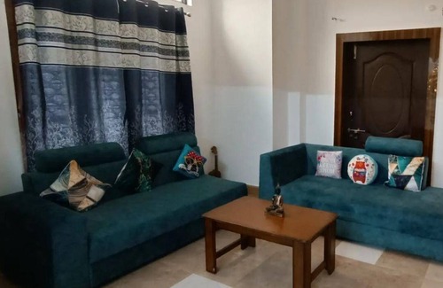 Khanapara Apartment | 250 m² Apartment ∙ 2 guests