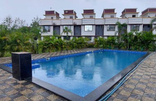 Palghar Villa | 250 m² Villa ∙ 3 bedrooms ∙ 10 guests