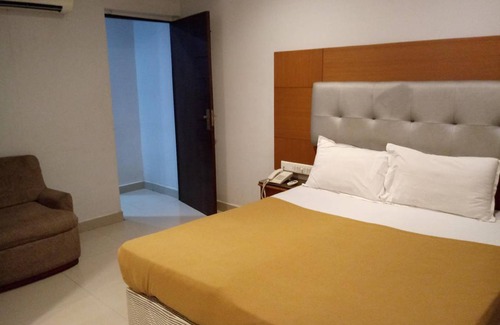 Aminjikarai Apartment | 2500 m² Apartment ∙ 4 guests