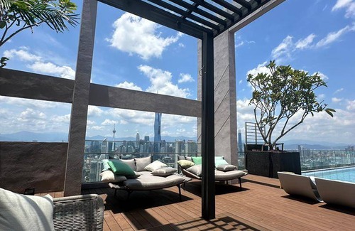Brickfields Apartment | 252 m² Apartment ∙ 2 guests