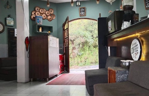 Mussoorie Hotel | 26 m² Hotel ∙ 2 bedrooms ∙ 6 guests