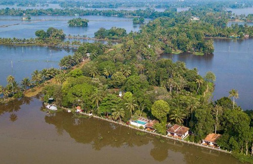 Nedumudy Resort | 28 m² Resort ∙ 4 guests