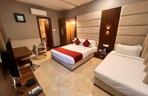 Indore Hotel | 290 m² Hotel ∙ 3 guests