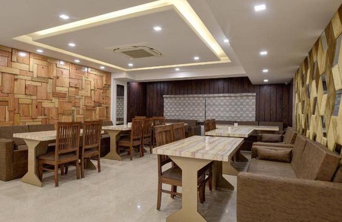 Noida Hotel | 30 m² Hotel ∙ 4 guests