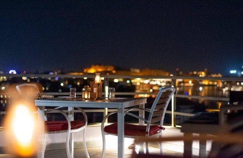 Shavri Colony Hotel | 300 m² Hotel ∙ 2 bedrooms ∙ 3 guests