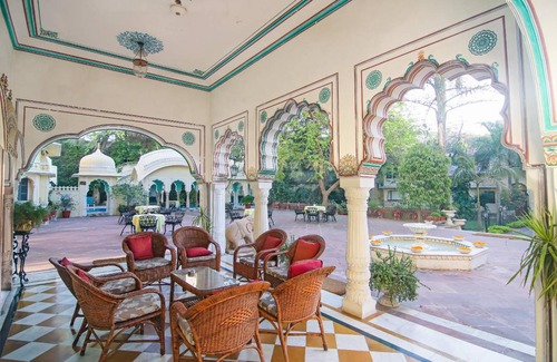 Pink City Hotel | 32 m² Hotel ∙ 3 guests