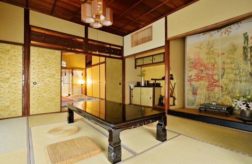 Nishinari House | 330 m² House ∙ 6 bedrooms ∙ 15 guests