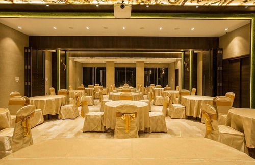 Panchgani Resort | 35 m² Resort ∙ 8 guests