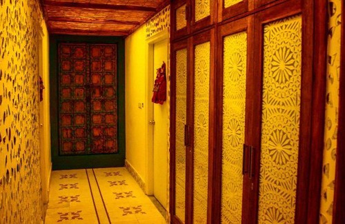 Sindhi Camp Hostel | 37 m² Hostel ∙ 16 guests