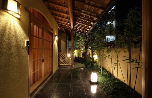 Fushimi House | 385 m² House ∙ 4 bedrooms ∙ 12 guests