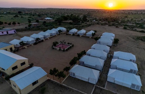 Kanoi Other | 392 m² Tent ∙ 3 guests