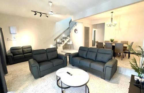Subang Jaya House | 4-10Pax The Subang Premium House - The Heart Of Subang