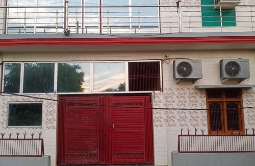 Ayodhya House | 40 m² Bungalow ∙ 1 bedroom ∙ 3 guests