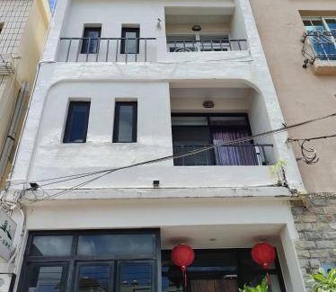 Big Beach Hotel | 40 m² Motel ∙ 10 guests