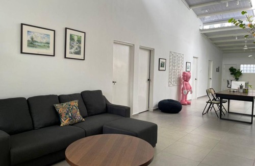 Petaling Jaya House | 400 m² House ∙ 3 bedrooms ∙ 6 guests