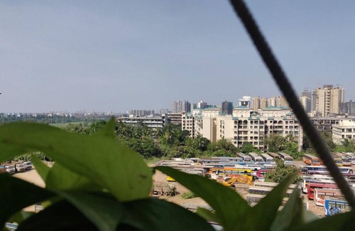 Dahisar East House | 41 m² House ∙ 1 bedroom ∙ 2 guests