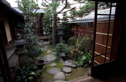 Fushimi Bed & Breakfast | 41 m² Bed and breakfast ∙ 5 guests