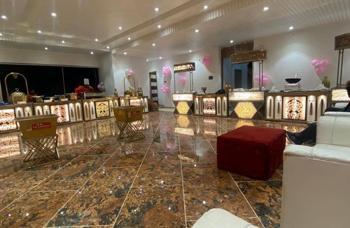 Sultanpur Hotel | 43 m² Hotel ∙ 6 guests