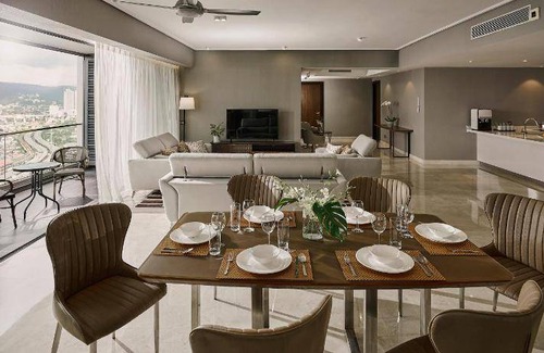 Kampung Datuk Keramat Apartment | 473 m² Serviced apartment ∙ 5 bedrooms ∙ 127 guests